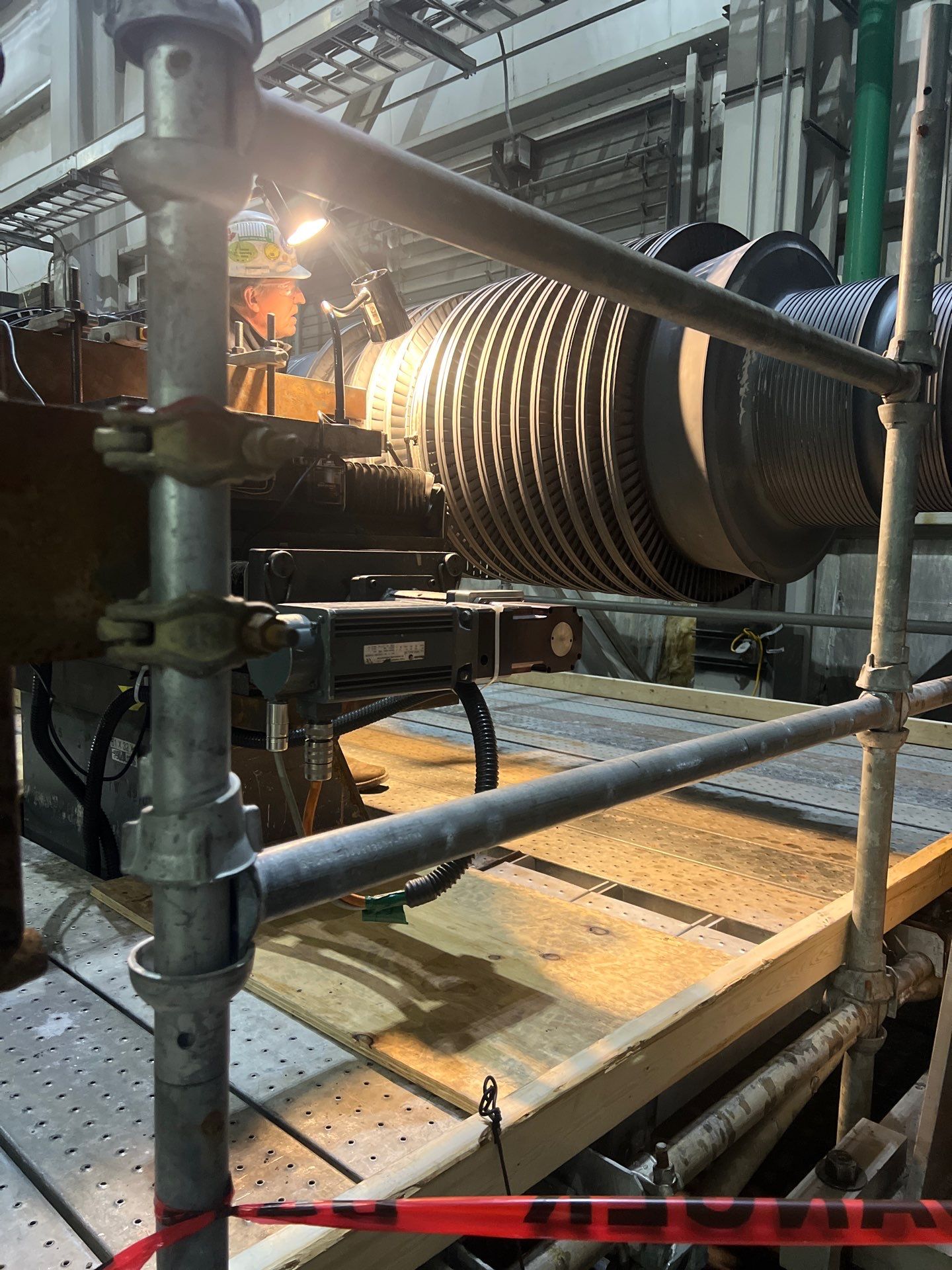 Dark turbine housing and blade surface